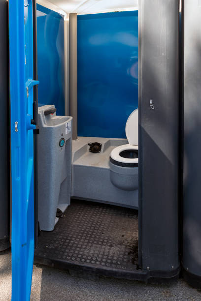 Best Emergency porta potty rental  in Savannah, GA